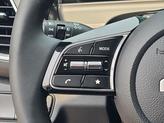 Thumbnail of 2025 Snow White Pearl Kia Seltos