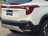 Thumbnail of 2025 Snow White Pearl Kia Seltos