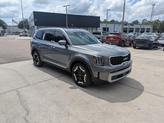 Thumbnail of 2023 Everlasting Silver Kia Telluride