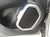 Thumbnail of 2019 Glacier Metallic Clearcoat Jeep Renegade