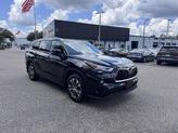 Thumbnail of 2020 Midnight Black Metallic Toyota Highlander