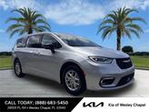 Photo of 2024 Silver Mist Clearcoat Chrysler Pacifica