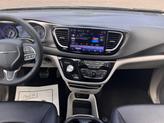 Thumbnail of 2024 Silver Mist Clearcoat Chrysler Pacifica