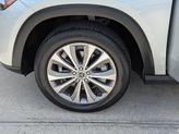Thumbnail of 2021 Obsidian Black Metallic Mercedes-Benz GLE 350