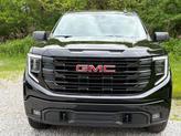 Thumbnail of 2023 Onyx Black GMC Sierra 1500