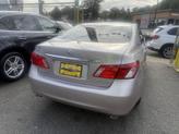 Thumbnail of 2008 Cream Lexus ES 350