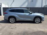 Thumbnail of 2022 Gray Toyota Highlander Hybrid