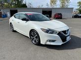 Photo of 2017 White Nissan Maxima