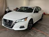 Thumbnail of 2022 White Nissan Altima