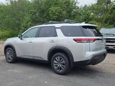 Thumbnail of 2025 Brilliant Silver Metallic Nissan Pathfinder