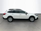 Thumbnail of 2019 Crystal White Pearl Subaru Outback