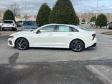 Thumbnail of 2025 Snow White Pearl Kia K5