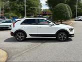 Thumbnail of 2025 Snow White Pearl Kia Niro