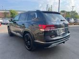 Thumbnail of 2019 Deep Black Volkswagen Atlas
