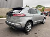 Thumbnail of 2022 Iconic Silver Metallic Ford Edge