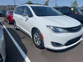 Thumbnail of 2019 Bright White Clearcoat Chrysler Pacifica