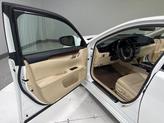 Thumbnail of 2014 Starfire Pearl Lexus ES 350