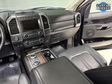 Thumbnail of 2019 Agate Black Metallic Ford Expedition