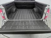 Thumbnail of 2019 White GMC Canyon
