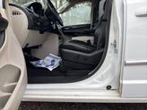 Thumbnail of 2016 Bright White Clear Coat Chrysler Town & Country