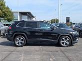 Thumbnail of 2019 Diamond Black Jeep Cherokee