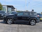 Thumbnail of 2019 Diamond Black Jeep Cherokee