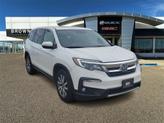 Photo of 2021 White Honda Pilot