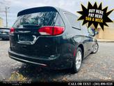 Thumbnail of 2018 Black Chrysler Pacifica