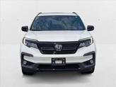 Thumbnail of 2022 Platinum White Pearl Honda Pilot