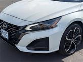 Thumbnail of 2025 Pearl White Tricoat Nissan Altima