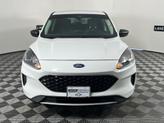 Thumbnail of 2022 Oxford White Ford Escape