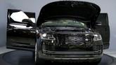 Thumbnail of 2018 Narvik Black Land Rover Range Rover