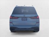 Thumbnail of 2021 Mineral White Metallic BMW X7