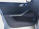 Thumbnail of 2021 Mineral White Metallic BMW X7