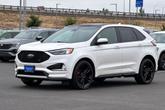 Thumbnail of 2019 White Platinum Ford Edge