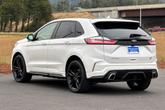 Thumbnail of 2019 White Platinum Ford Edge