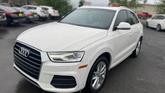Photo of 2017 White Audi Q3