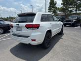 Thumbnail of 2018 Bright White Clearcoat Jeep Grand Cherokee