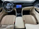 Thumbnail of 2025 Metallic Jeep Grand Cherokee L