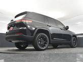 Thumbnail of 2025 Diamond Black Crystal Pearlcoat Jeep Grand Cherokee