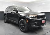Thumbnail of 2025 Diamond Black Crystal Pearlcoat Jeep Grand Cherokee