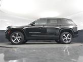 Thumbnail of 2025 Diamond Black Crystal Pearlcoat Jeep Grand Cherokee