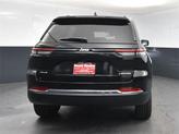 Thumbnail of 2025 Diamond Black Crystal Pearlcoat Jeep Grand Cherokee