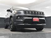 Thumbnail of 2024 Baltic Gray Metallic Clearcoat Jeep Compass