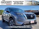 Photo of 2024 Gun Metallic Nissan Pathfinder