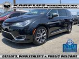 Photo of 2018 Brilliant Black Crystal Pearlcoat Chrysler Pacifica