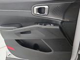 Thumbnail of 2022 White Kia Sorento