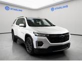 Thumbnail of 2023 Iridescent Pearl Tricoat Chevrolet Traverse