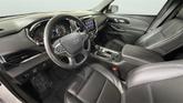 Thumbnail of 2023 Iridescent Pearl Tricoat Chevrolet Traverse