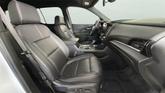 Thumbnail of 2023 Iridescent Pearl Tricoat Chevrolet Traverse